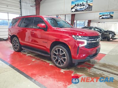 Czwarte zdjęcie samochodu z boku: 2021 CHEVROLET TAHOE K1500 RST VIN:1GNSKRKD8MR311305 - miniatura