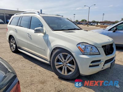 Czwarte zdjęcie samochodu z boku: 2012 MERCEDES-BENZ GL 350 BLUETEC VIN:4JGBF2FEXCA783151 - miniatura