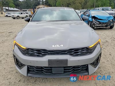 Piąte zdjęcie samochodu w środku: 2025 KIA K5 GT LINE VIN:KNAG64J74S5394489 - miniatura