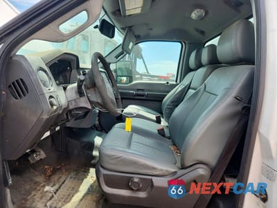 Zdjęcie 7 z 12 samochodu: 2015 FORD F550 SUPER DUTY VIN:1FDUF5GY5FEC42539 - miniatura