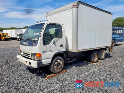 2003 ISUZU NPR BOX TRUCK 4KLB4B1R53J800488 - główne zdjęcie licytacji z USA - miniatura