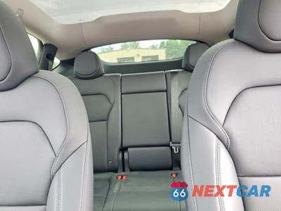 Zdjęcie 10 z 13 samochodu: 2026 TESLA MODEL Y VIN:7SAYGDEE0TF551693 - miniatura