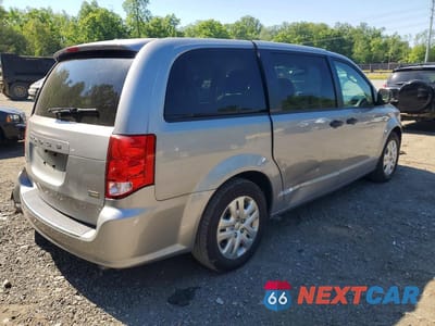 Trzecie zdjęcie samochodu z tyłu: 2019 DODGE GRAND CARAVAN SE VIN:2C4RDGBG3KR770331 - miniatura