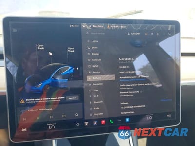 Zdjęcie 9 z 12 samochodu: 2018 TESLA MODEL 3 VIN:5YJ3E1EA6JF017006 - miniatura