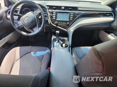Zdjęcie 8 z 12 samochodu: 2018 TOYOTA CAMRY LE VIN:4T1B11HK2JU513659 - miniatura