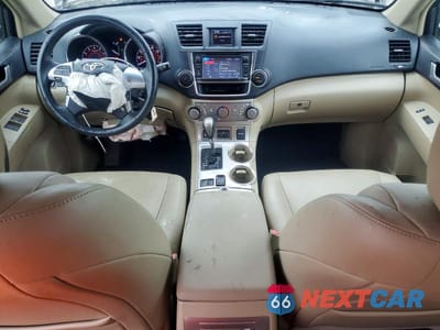 Zdjęcie 8 z 14 samochodu: 2013 TOYOTA HIGHLANDER SE VIN:5TDZK3EHXDS136186 - miniatura