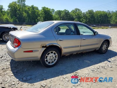 Trzecie zdjęcie samochodu z tyłu: 2000 NISSAN MAXIMA GXE VIN:JN1CA31D6YT709946 - miniatura