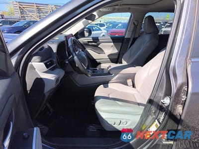 Zdjęcie 7 z 14 samochodu: 2023 TOYOTA HIGHLANDER XLE VIN:5TDKDRAH4PS029336 - miniatura