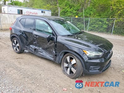 Czwarte zdjęcie samochodu z boku: 2020 VOLVO XC40 T5 MOMENTUM VIN:YV4162UK1L2283136 - miniatura