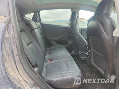 Zdjęcie 10 z 12 samochodu: 2023 TESLA MODEL Y VIN:7SAYGDEE4PF601680 - miniatura