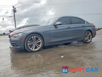 2018 BMW 330E WBA8E1C51JA178235 - główne zdjęcie licytacji z USA - miniatura