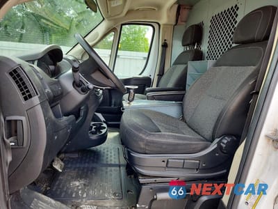 Zdjęcie 7 z 13 samochodu: 2019 RAM PROMASTER 2500 2500 HIGH VIN:3C6TRVDG4KE515222 - miniatura