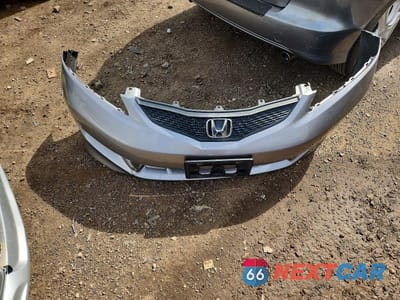 Zdjęcie 12 z 13 samochodu: 2009 HONDA FIT SPORT VIN:JHMGE88429S012091 - miniatura