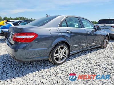 Trzecie zdjęcie samochodu z tyłu: 2012 MERCEDES-BENZ E 350 VIN:WDDHF5KB0CA532530 - miniatura