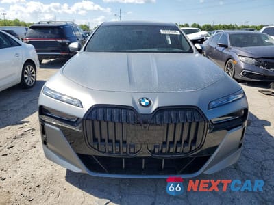 Piąte zdjęcie samochodu w środku: 2023 BMW 760 XI VIN:WBA33EJ0XPCM54214 - miniatura