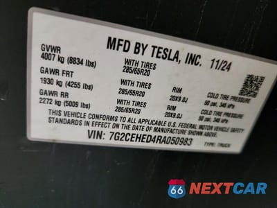 Zdjęcie 12 z 12 samochodu: 2024 TESLA CYBERTRUCK VIN:7G2CEHED4RA050983 - miniatura