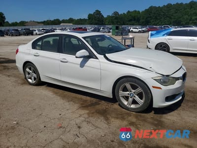 Czwarte zdjęcie samochodu z boku: 2013 BMW 328 I VIN:WBA3A5C55DF358127 - miniatura