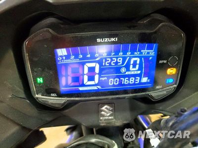 Zdjęcie 7 z 9 samochodu: 2019 SUZUKI GSX250R M VIN:LC6DN11A7K1100511 - miniatura