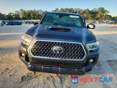 Piąte zdjęcie samochodu w środku: 2019 TOYOTA TACOMA TRD SPORT VIN:3TMAZ5CN5KM106166 - miniatura