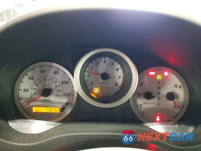 Zdjęcie 9 z 13 samochodu: 2005 TOYOTA RAV4 BASE VIN:JTEHD20V750043641 - miniatura