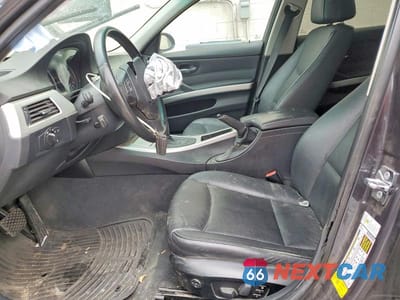 Zdjęcie 7 z 13 samochodu: 2008 BMW 335 XI VIN:WBAVD53558A010671 - miniatura