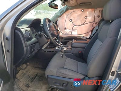 Zdjęcie 7 z 13 samochodu: 2017 TOYOTA TUNDRA SR5 VIN:5TFDY5F10HX629011 - miniatura
