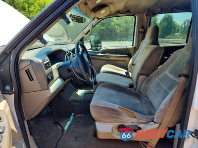 Zdjęcie 7 z 12 samochodu: 2002 FORD F350 SUPER DUTY VIN:1FTWW32F22EA16668 - miniatura