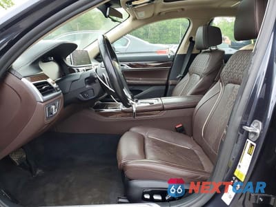 Zdjęcie 7 z 12 samochodu: 2020 BMW 750 XI VIN:WBA7U2C02LGM27795 - miniatura