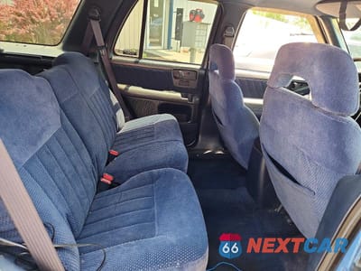 Zdjęcie 11 z 14 samochodu: 1996 CHEVROLET BLAZER VIN:1GNDT13W6T2220256 - miniatura