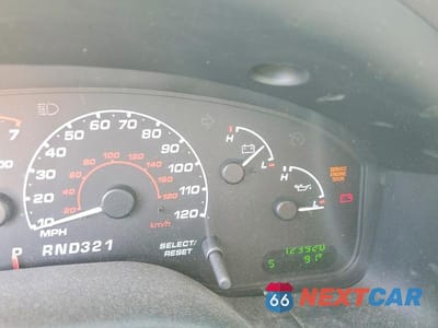 Zdjęcie 9 z 13 samochodu: 2002 FORD EXPLORER XLT VIN:1FMZU63E42ZA03208 - miniatura