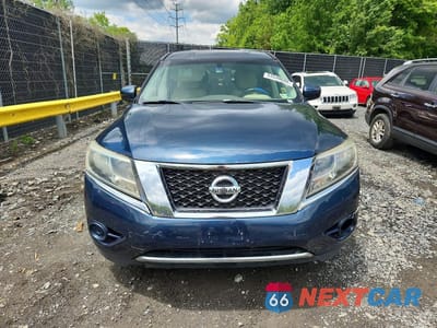Piąte zdjęcie samochodu w środku: 2014 NISSAN PATHFINDER S VIN:5N1AR2MM0EC657806 - miniatura