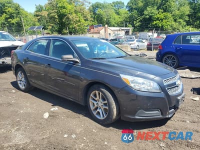Czwarte zdjęcie samochodu z boku: 2013 CHEVROLET MALIBU 1LT VIN:1G11C5SA2DF205796 - miniatura