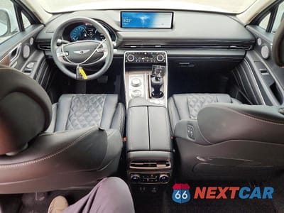 Zdjęcie 8 z 13 samochodu: 2023 GENESIS GV80 3.5T VIN:KMUHCESC0PU141553 - miniatura
