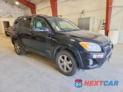 Czwarte zdjęcie samochodu z boku: 2010 TOYOTA RAV4 LIMITED VIN:2T3DF4DV0AW033610 - miniatura