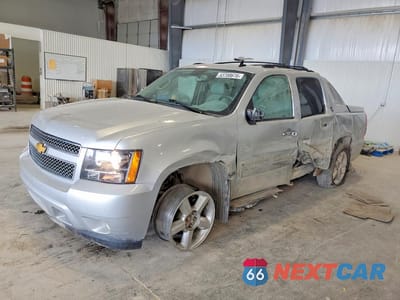 2013 CHEVROLET AVALANCHE LTZ 3GNTKGE70DG328050 - główne zdjęcie licytacji z USA - miniatura