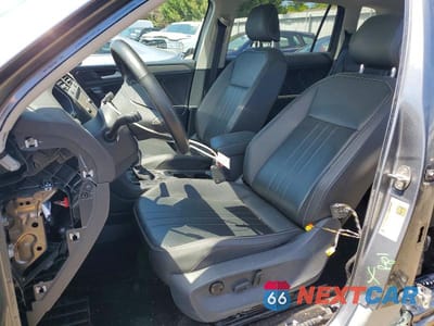 Zdjęcie 7 z 13 samochodu: 2022 VOLKSWAGEN TIGUAN SE VIN:3VV2B7AX1NM067297 - miniatura