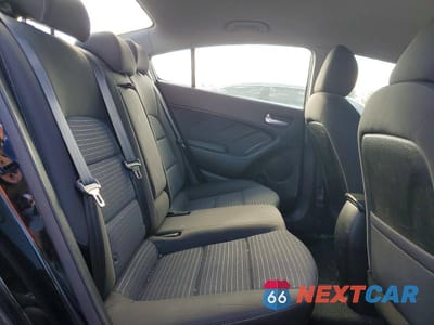 Zdjęcie 10 z 12 samochodu: 2018 KIA FORTE LX VIN:3KPFL4A77JE237517 - miniatura