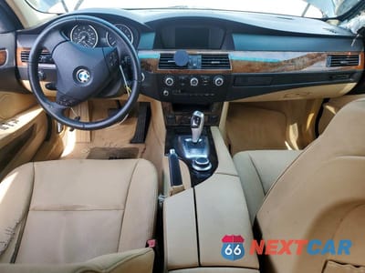Zdjęcie 8 z 12 samochodu: 2008 BMW 528 I VIN:WBANU535X8C110611 - miniatura