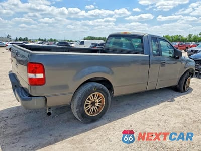 Trzecie zdjęcie samochodu z tyłu: 2005 FORD F150 VIN:1FTRF12W95NA38818 - miniatura