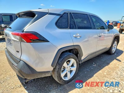 Trzecie zdjęcie samochodu z tyłu: 2022 TOYOTA RAV4 LE VIN:2T3H1RFV2NC209882 - miniatura
