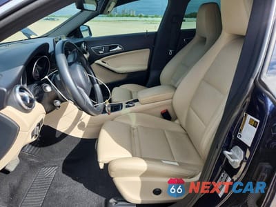 Zdjęcie 7 z 12 samochodu: 2018 MERCEDES-BENZ CLA 250 VIN:WDDSJ4EB3JN525264 - miniatura