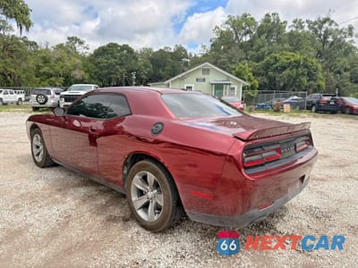 Trzecie zdjęcie samochodu z tyłu: 2019 DODGE CHALLENGER SXT VIN:2C3CDZAG2KH560607 - miniatura