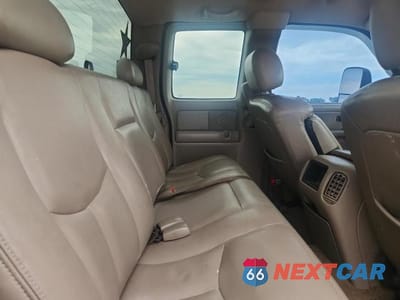 Zdjęcie 10 z 12 samochodu: 2003 CHEVROLET SILVERADO K1500 VIN:2GCEK19TX31122215 - miniatura