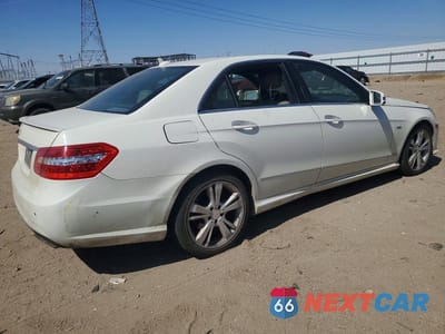 Trzecie zdjęcie samochodu z tyłu: 2012 MERCEDES-BENZ E 350 VIN:WDDHF5KB2CA564203 - miniatura