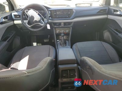 Zdjęcie 8 z 13 samochodu: 2024 VOLKSWAGEN TAOS SE VIN:3VVEX7B25RM004291 - miniatura