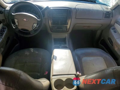 Zdjęcie 8 z 13 samochodu: 2005 FORD EXPLORER EDDIE BAUER VIN:1FMZU64K75UA77390 - miniatura