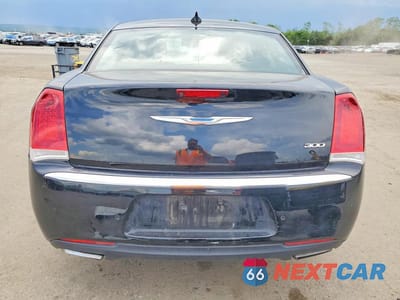 Zdjęcie 6 z 12 samochodu: 2017 CHRYSLER 300 LIMITED VIN:2C3CCAAG6HH538493 - miniatura