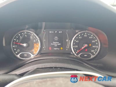 Zdjęcie 9 z 13 samochodu: 2015 JEEP RENEGADE LATITUDE VIN:ZACCJBBT1FPB78760 - miniatura