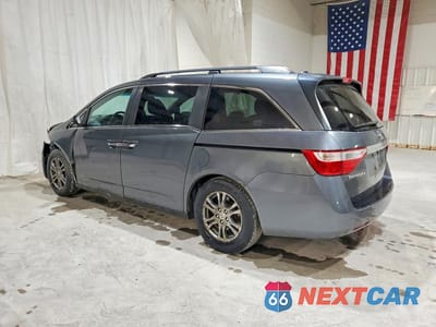 Drugie zdjęcie samochodu z przodu: 2013 HONDA ODYSSEY EXL VIN:5FNRL5H64DB023373 - miniatura