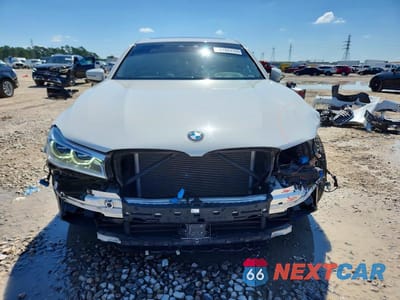 Piąte zdjęcie samochodu w środku: 2018 BMW 750 I VIN:WBA7F0C58JGM23449 - miniatura